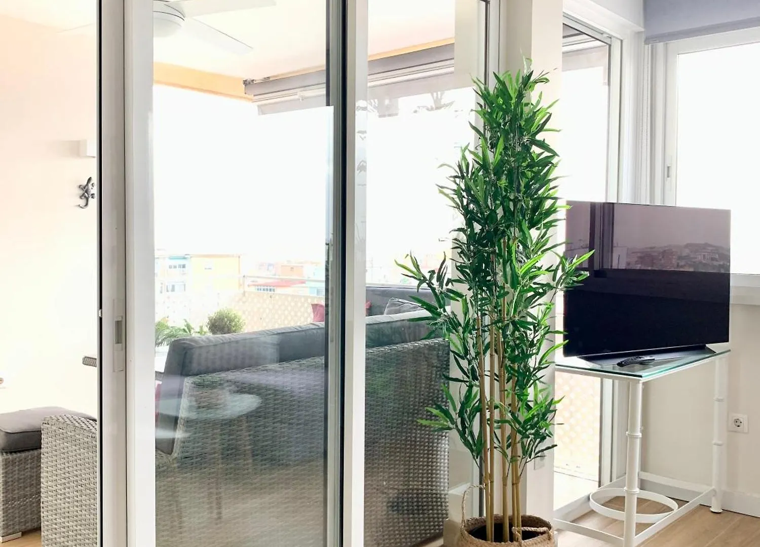 Atico Huelin Playa Apartment Malaga